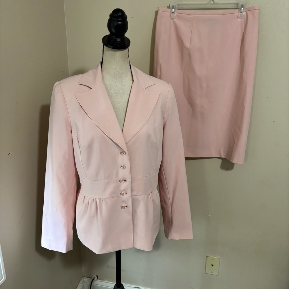 Blacker by Stanley Blacker Blazer & Skirt Set